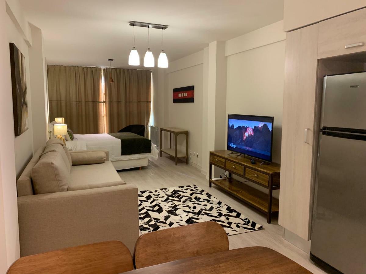 Urbana Suites&studios 440 *